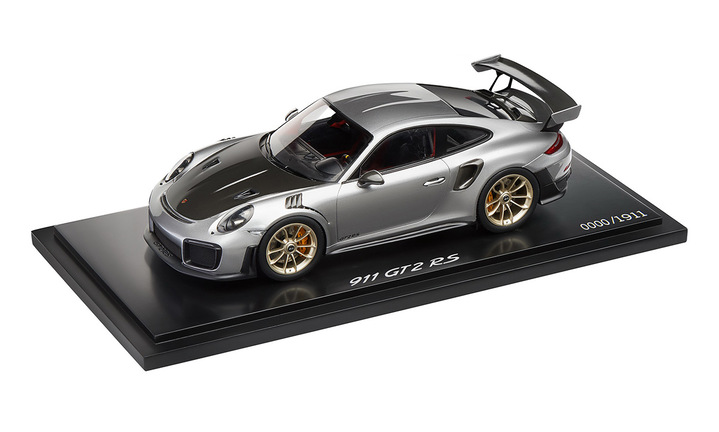 911 GT2 RS, argento GT metallizzato/nero, 1:18 - Limited Edition - 911 - Modellini  auto - Porsche Driver's Selection